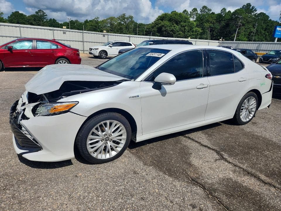 2020 Toyota Camry XLE