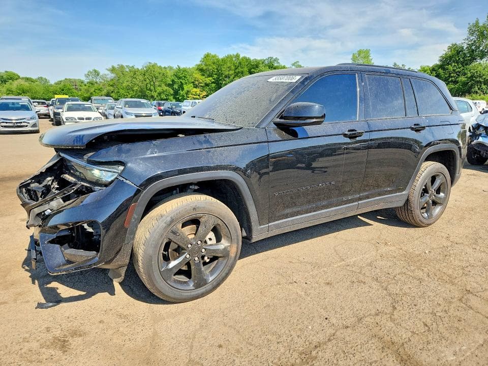 2022 Jeep Grand Cherokee Laredo