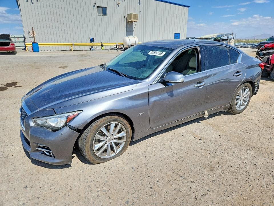 2015 Infiniti Q50 Premium