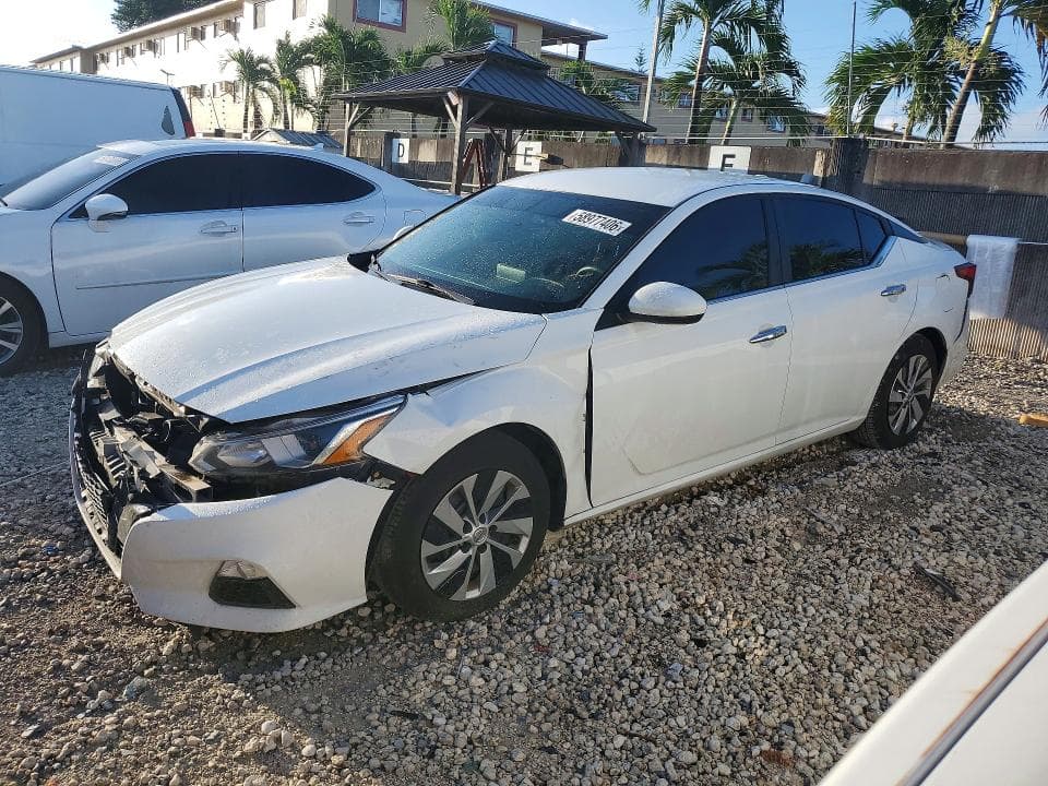 2019 Nissan Altima S