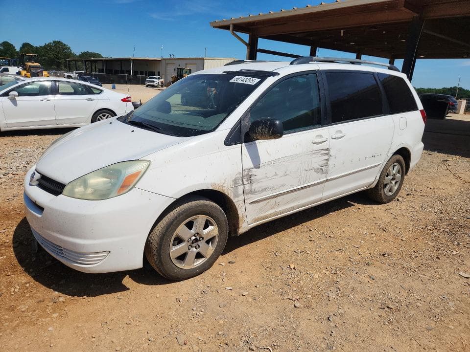2004 Toyota Sienna LE 7 Passenger
