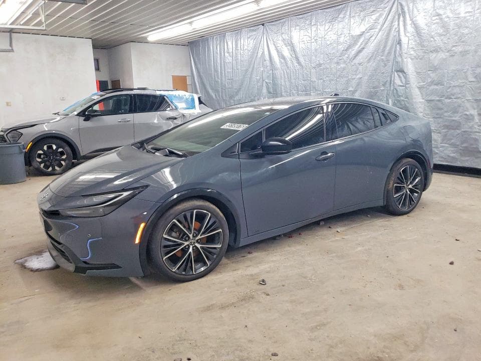 2023 Toyota Prius XLE