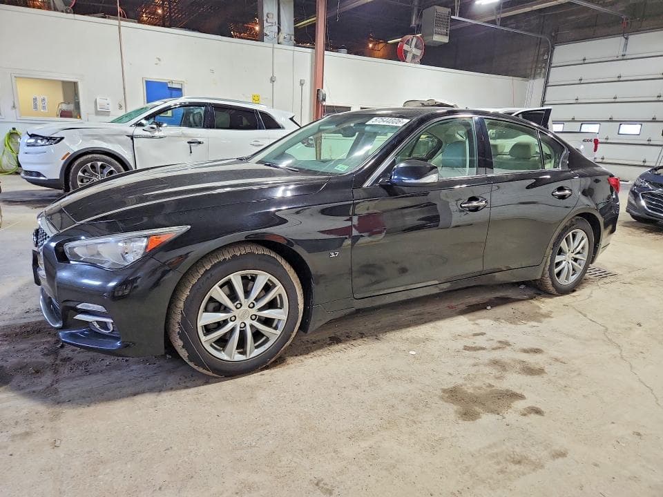 2015 Infiniti Q50 Premium