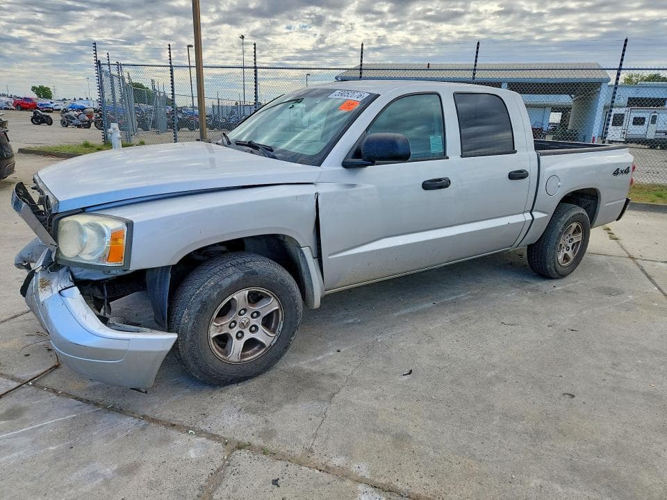 2006 Dodge Dakota Quad SLT