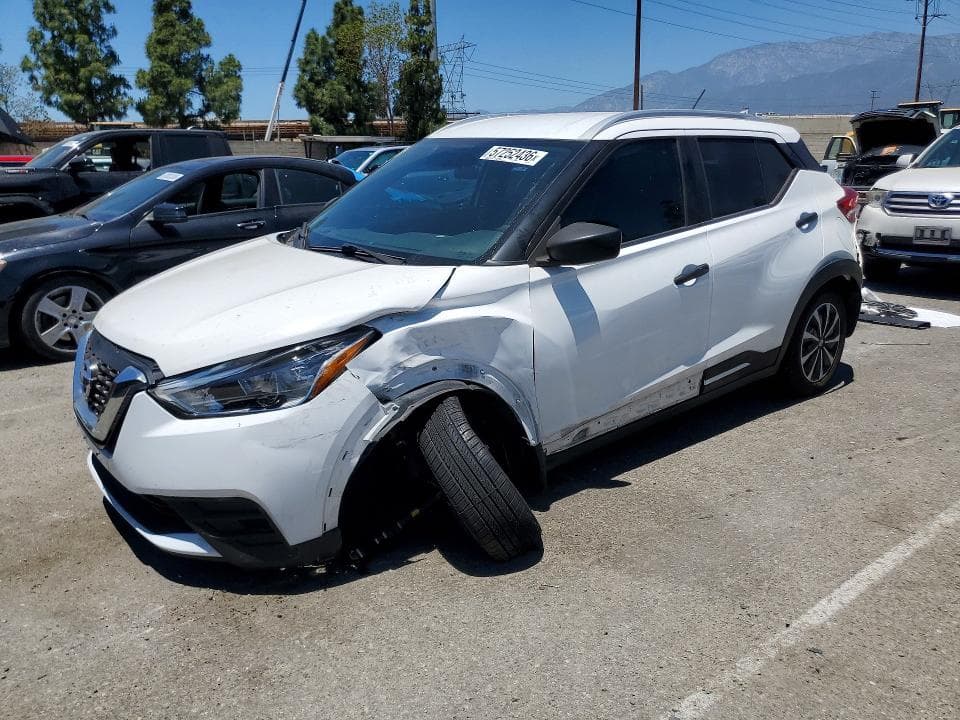 2019 Nissan Kicks S