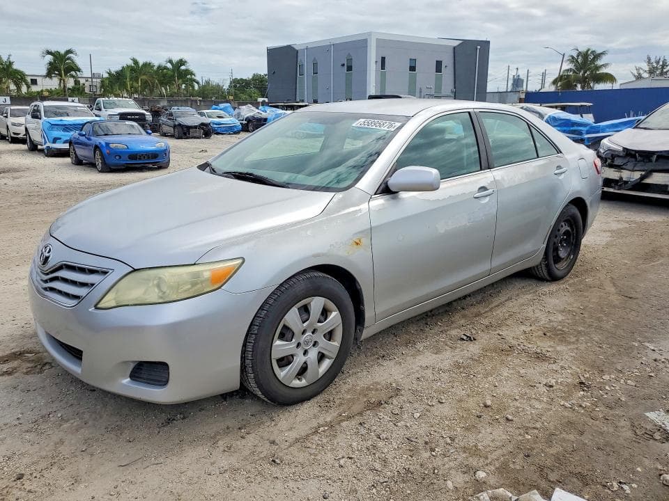 2010 Toyota Camry LE