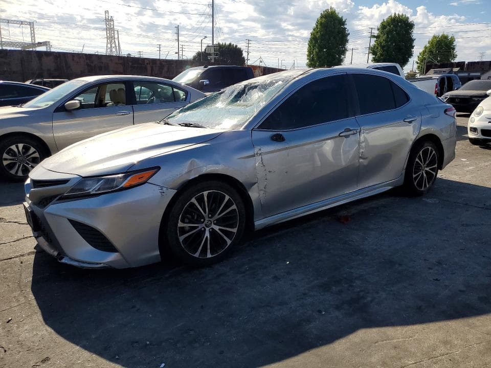 2018 Toyota Camry SE