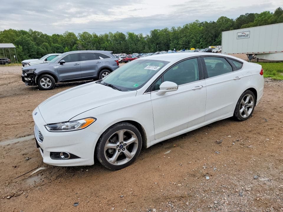 2016 Ford Fusion SE