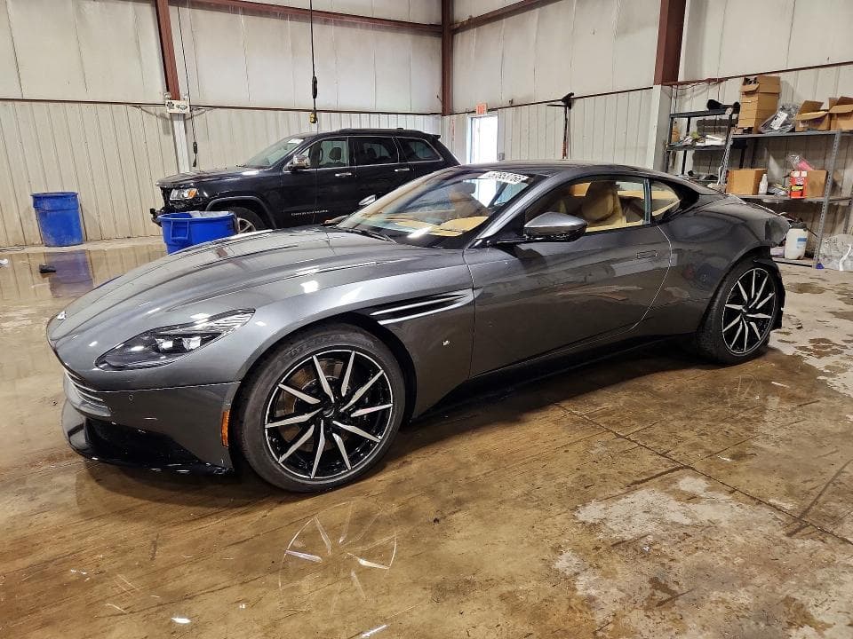 2017 Aston Martin DB11