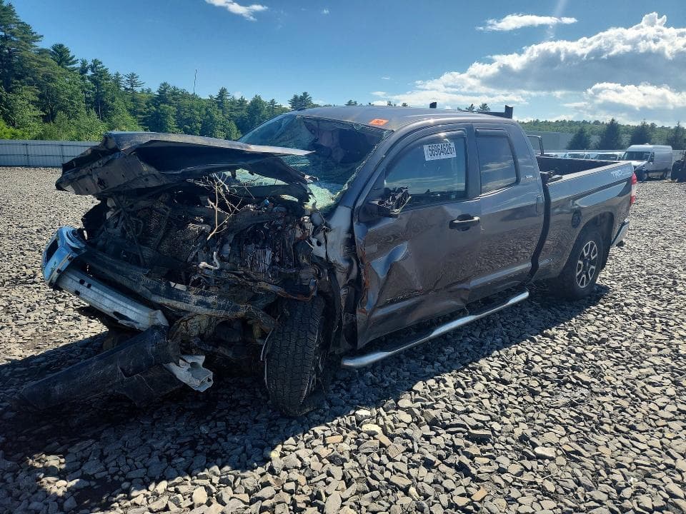 2014 Toyota Tundra SR5