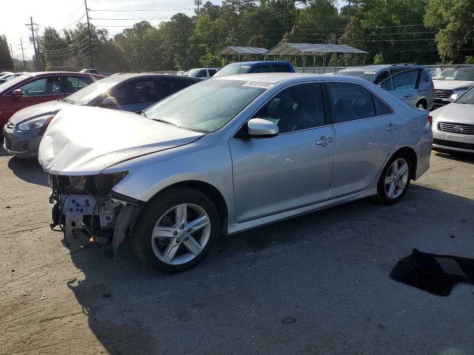 2013 Toyota Camry SE