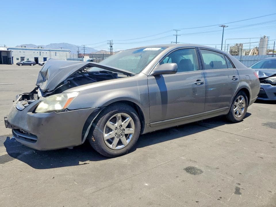 2006 Toyota Avalon XLS 4D Sedan