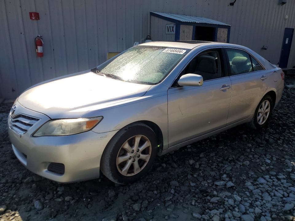 2011 Toyota Camry LE