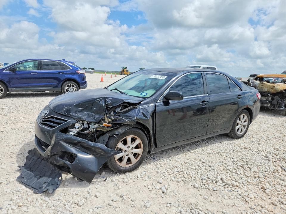 2010 Toyota Camry LE