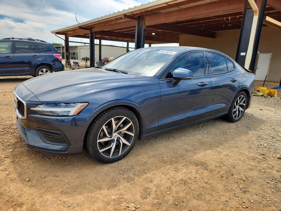 2020 Volvo S60 T5 Momentum