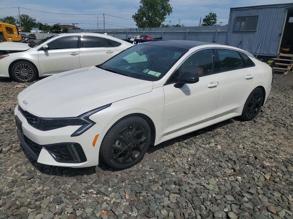 2026 KIA K5 GT Line