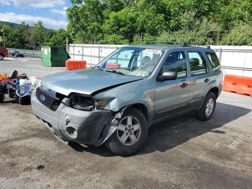 2005 Ford Escape XLS