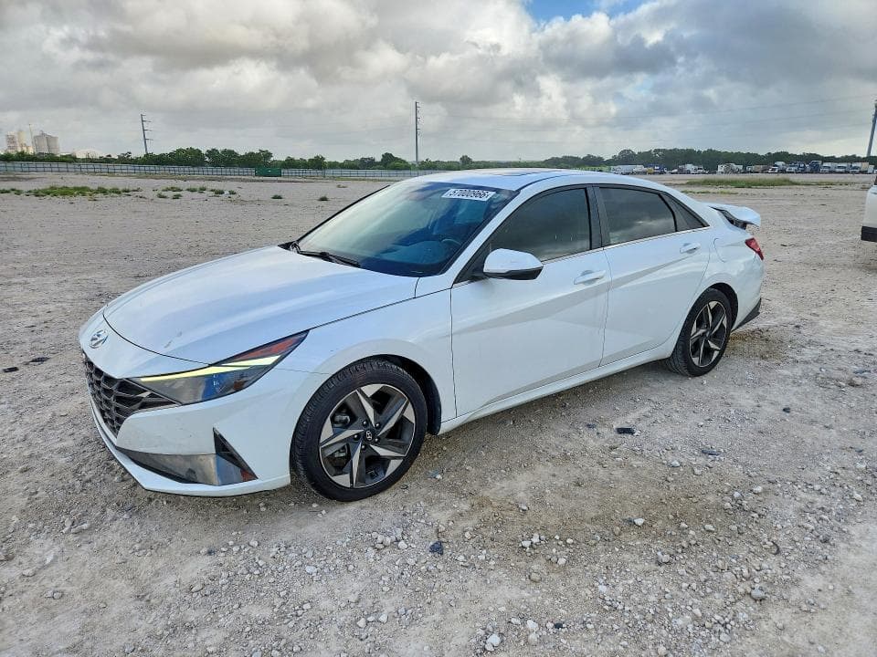 2022 Hyundai Elantra SEL