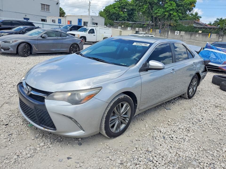 2017 Toyota Camry SE