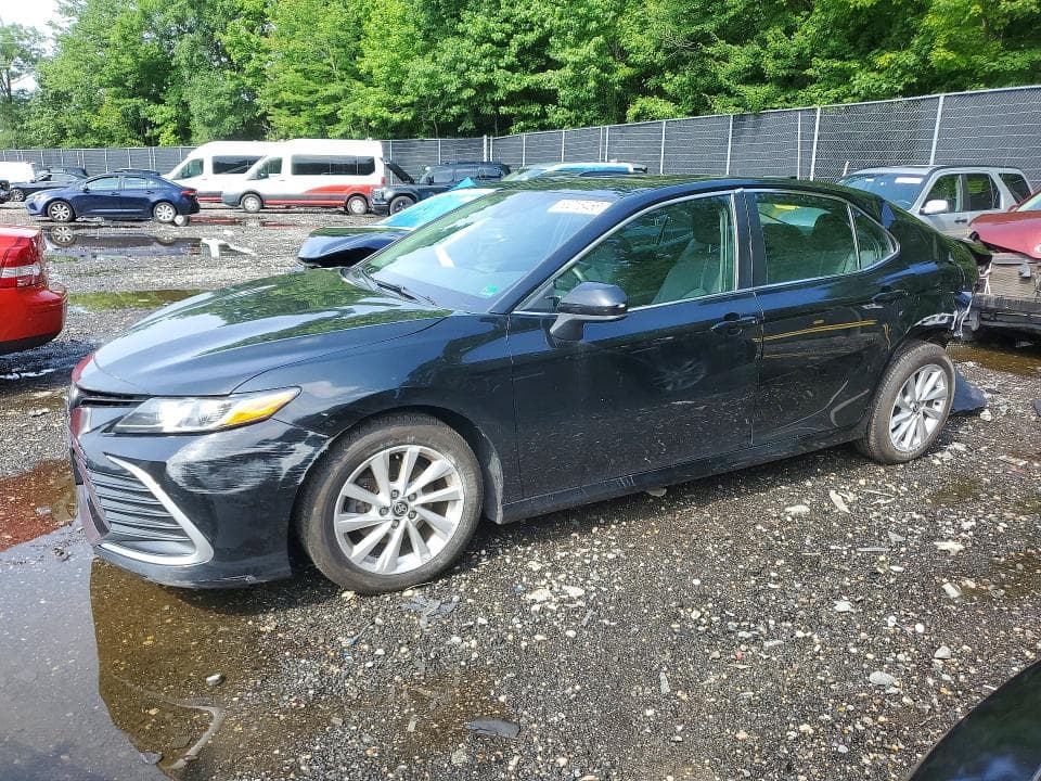 2021 Toyota Camry LE