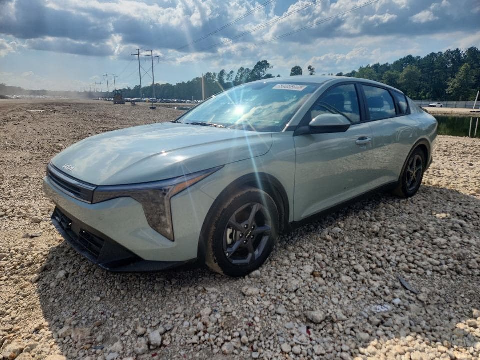 2025 KIA K4 LXS