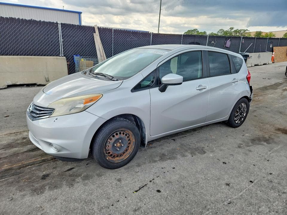 2016 Nissan Versa Note SV