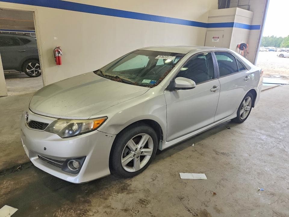 2013 Toyota Camry SE