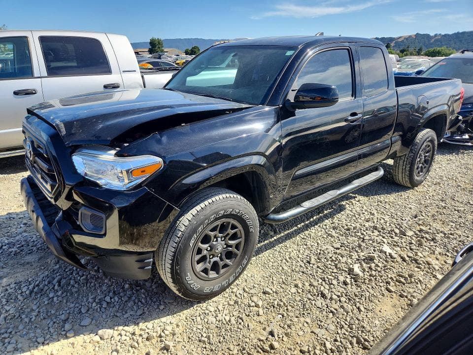 2016 Toyota Tacoma SR