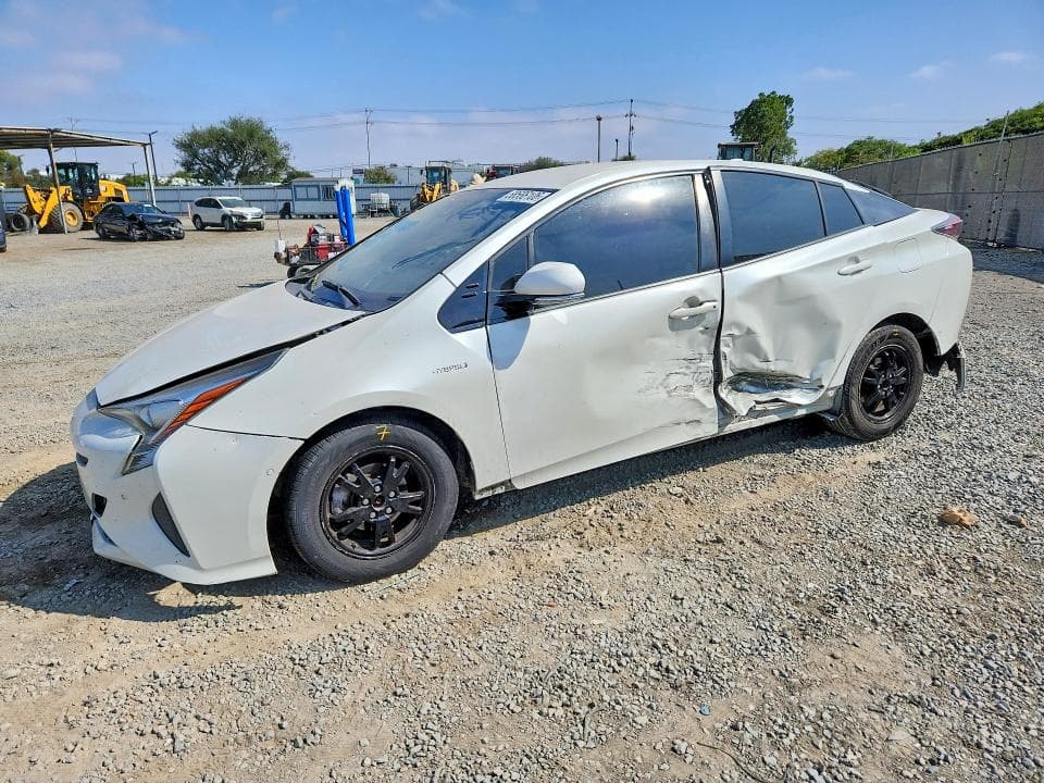 2018 Toyota Prius Three