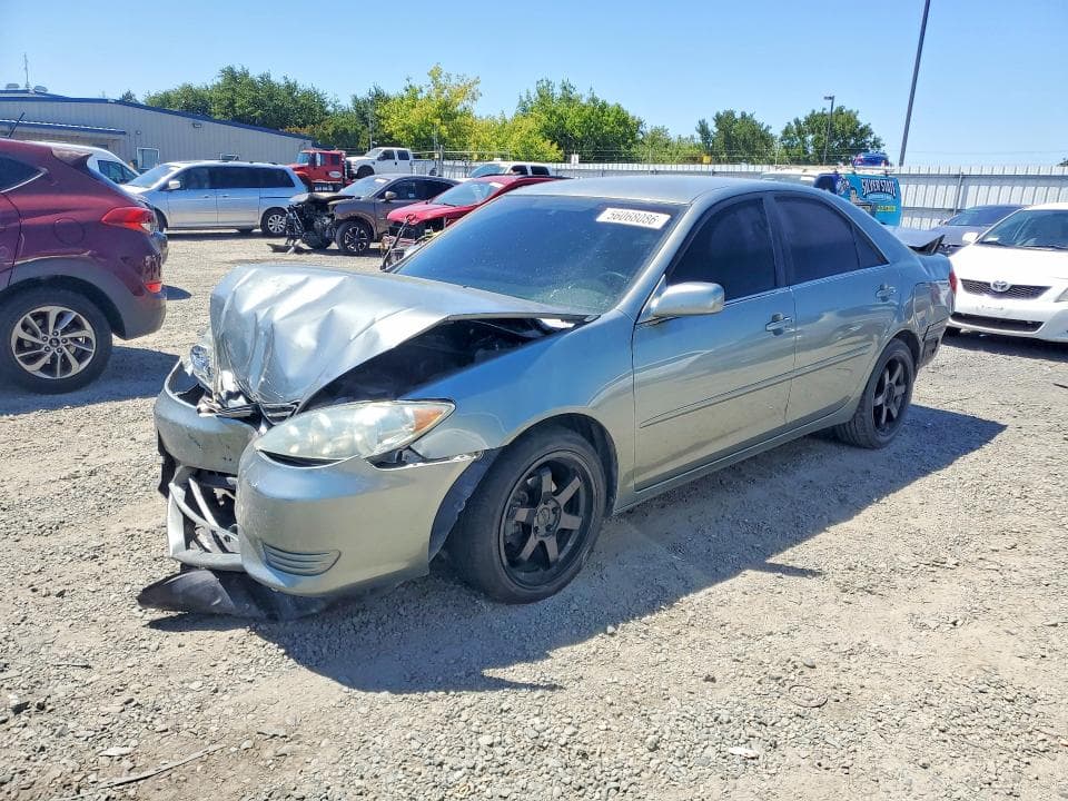 2005 Toyota Camry LE