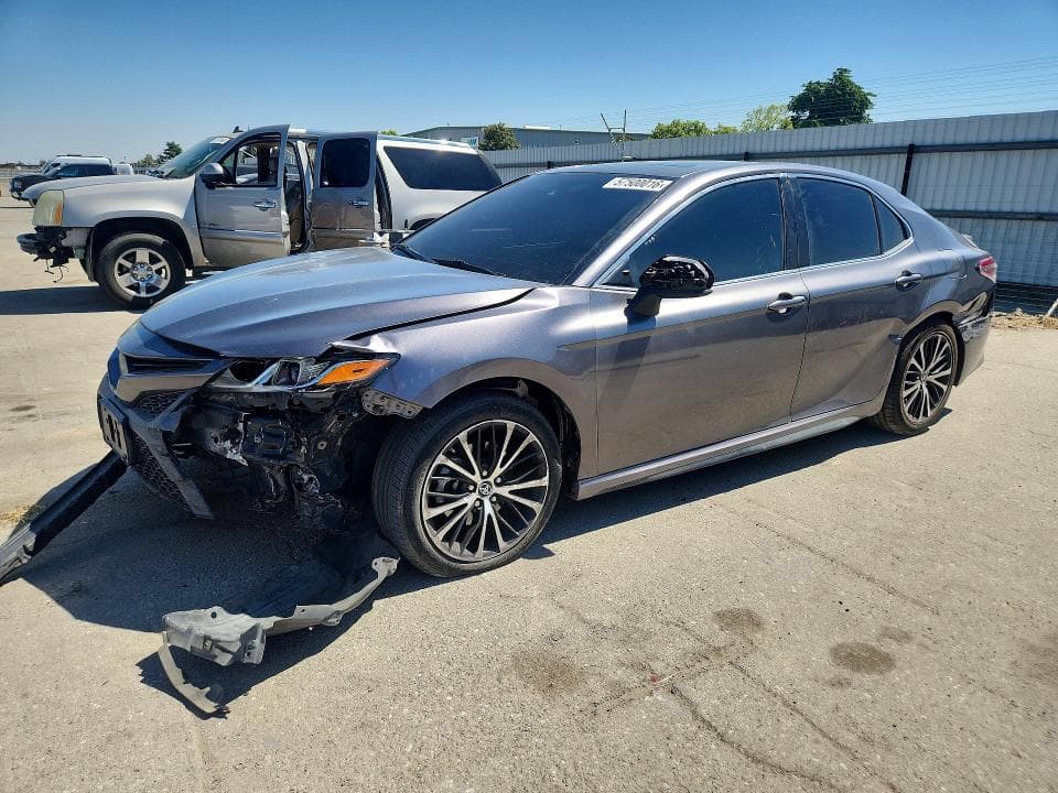 2019 Toyota Camry SE