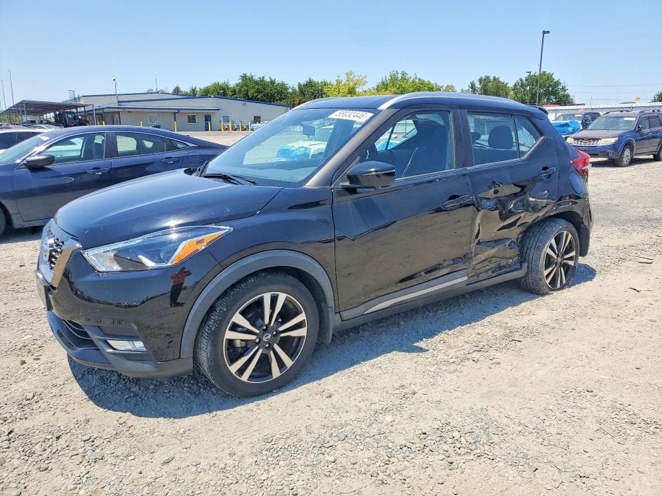 2020 Nissan Kicks SR