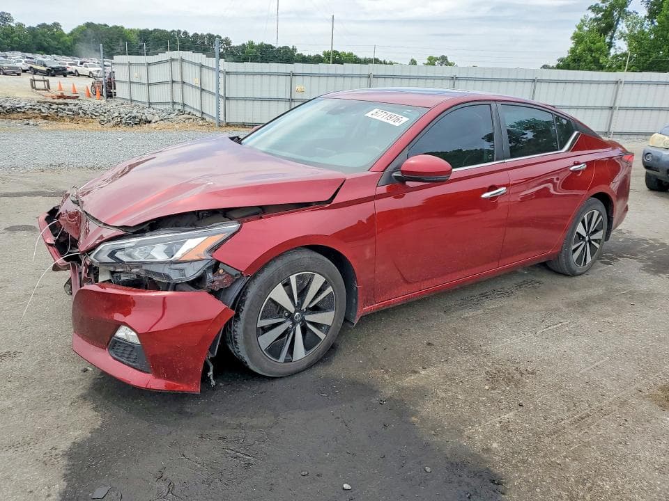 2021 Nissan Altima SV
