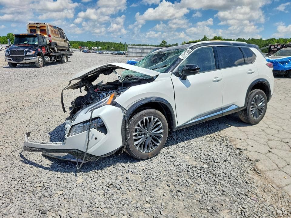 2025 Nissan Rogue Platinum