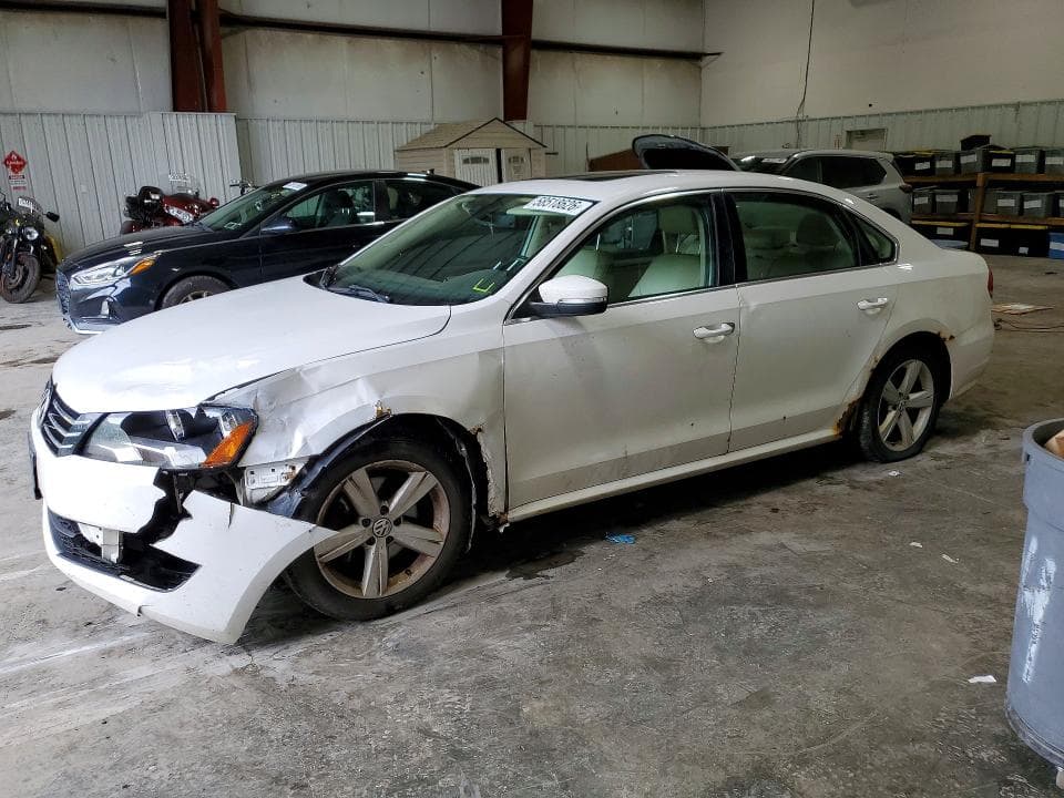 2013 Volkswagen Passat SE