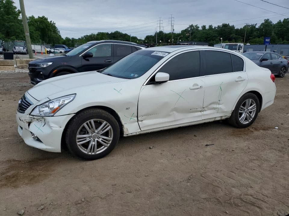 2015 Infiniti Q40 Base