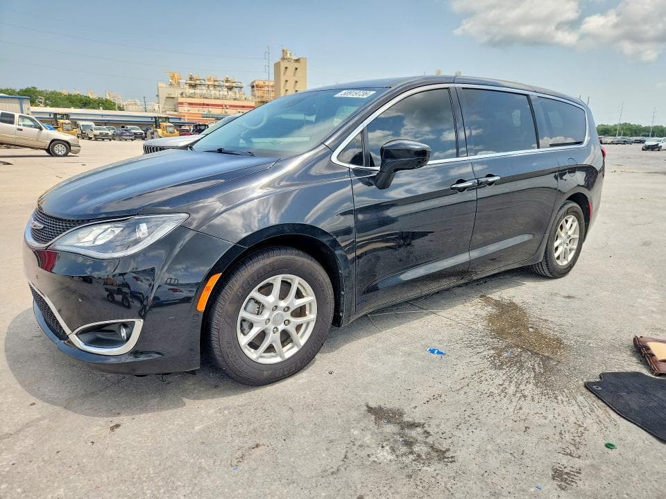2020 Chrysler Pacifica Touring