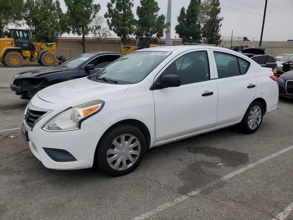 2015 Nissan Versa 1.6 S Plus