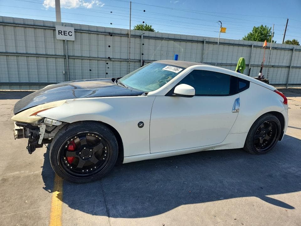 2014 Nissan 370Z Base