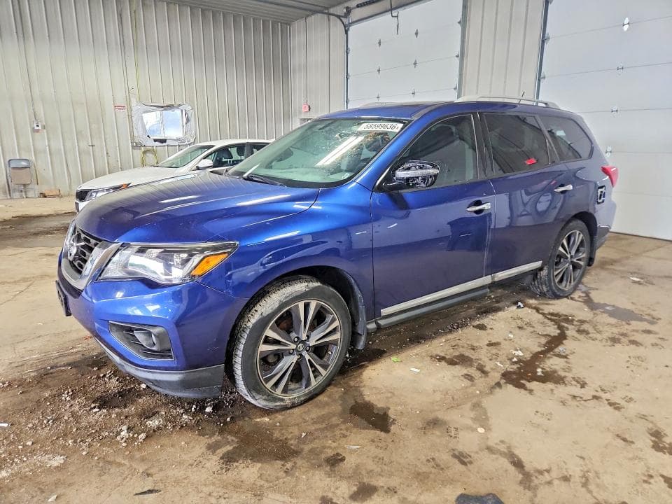 2017 Nissan Pathfinder Platinum