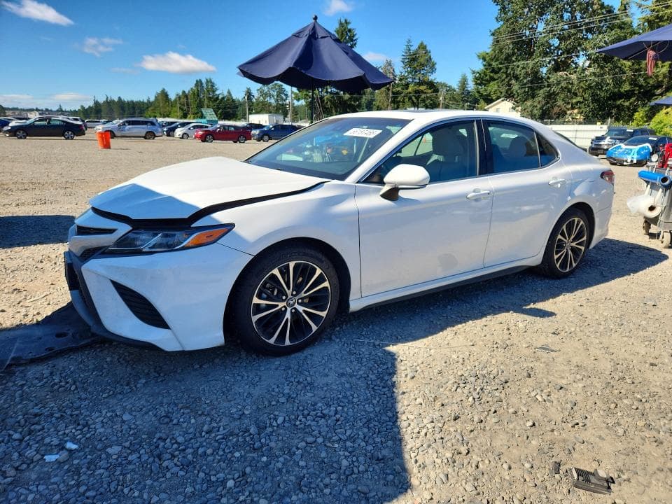 2018 Toyota Camry SE