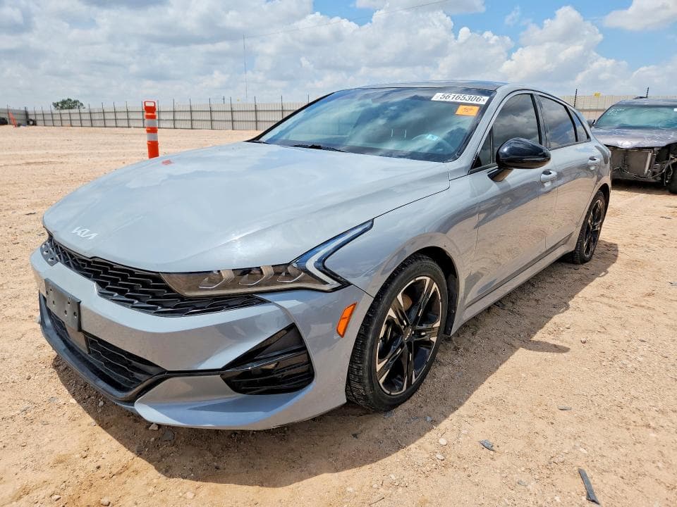 2022 KIA K5 GT Line