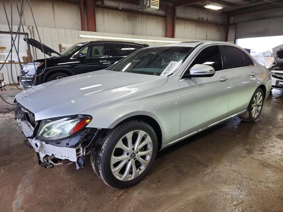 2017 Mercedes-Benz E 300 4MATIC