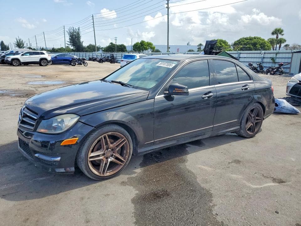 2014 Mercedes-Benz C 250