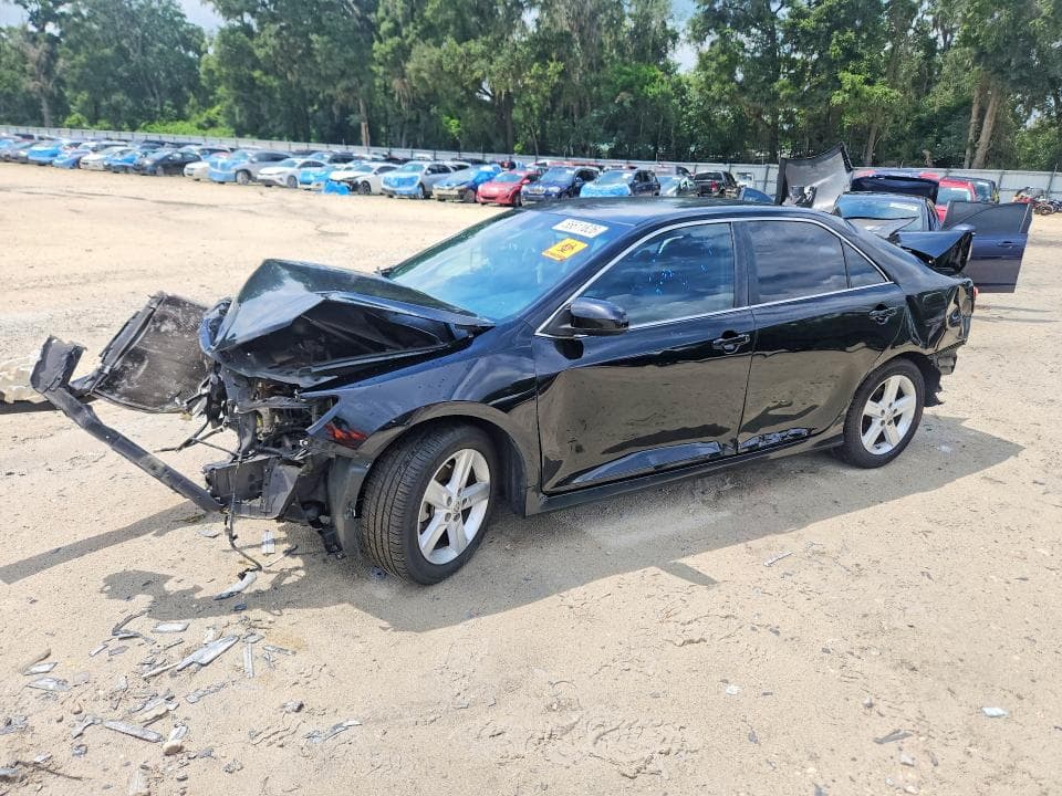 2014 Toyota Camry SE