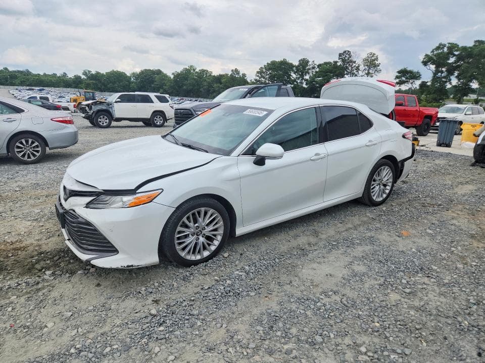 2018 Toyota Camry XLE