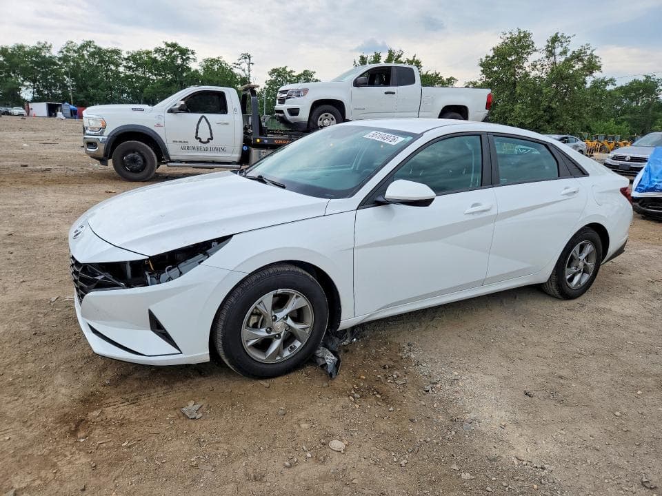 2023 Hyundai Elantra SE