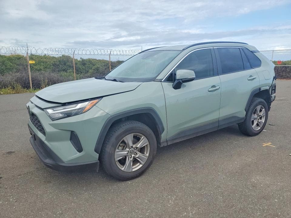 2022 Toyota RAV4 XLE