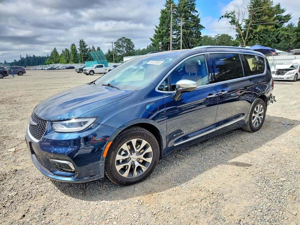 2023 Chrysler Pacifica Hybrid Pinnacle
