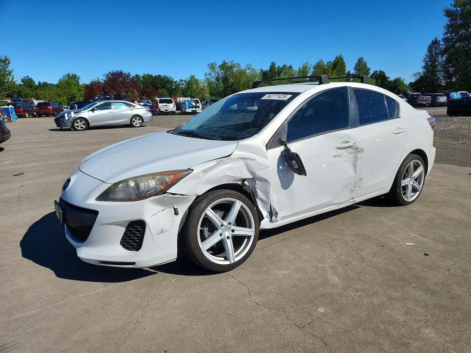 2013 Mazda 3 I